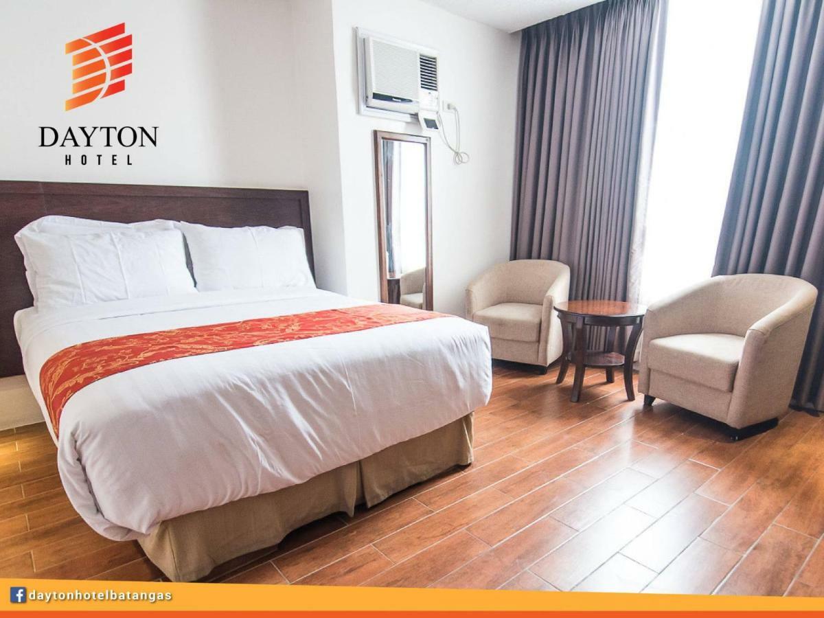 Dayton Hotel Batangas Esterno foto