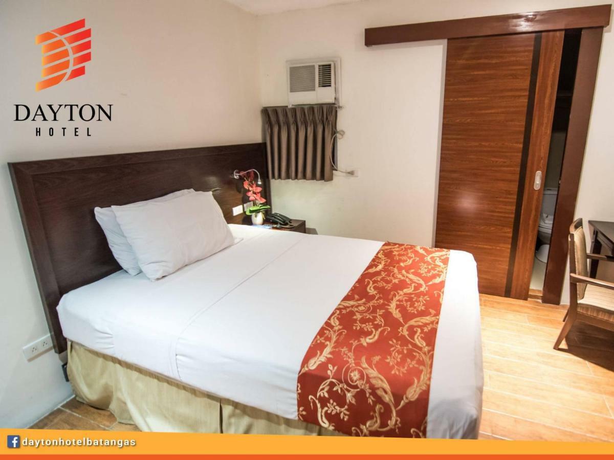 Dayton Hotel Batangas Esterno foto